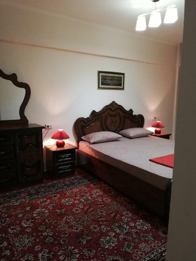 3Br Chorsu Apartment Ташкент Екстериор снимка